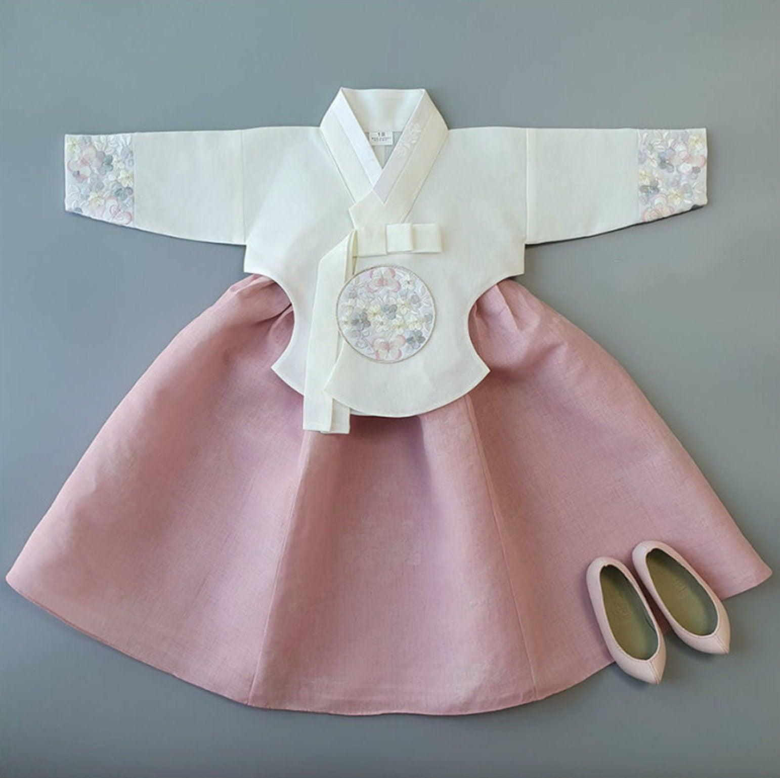 Hyeeu Ivory Dangui Girl Hanbok (100D-15YR) - Native Korean