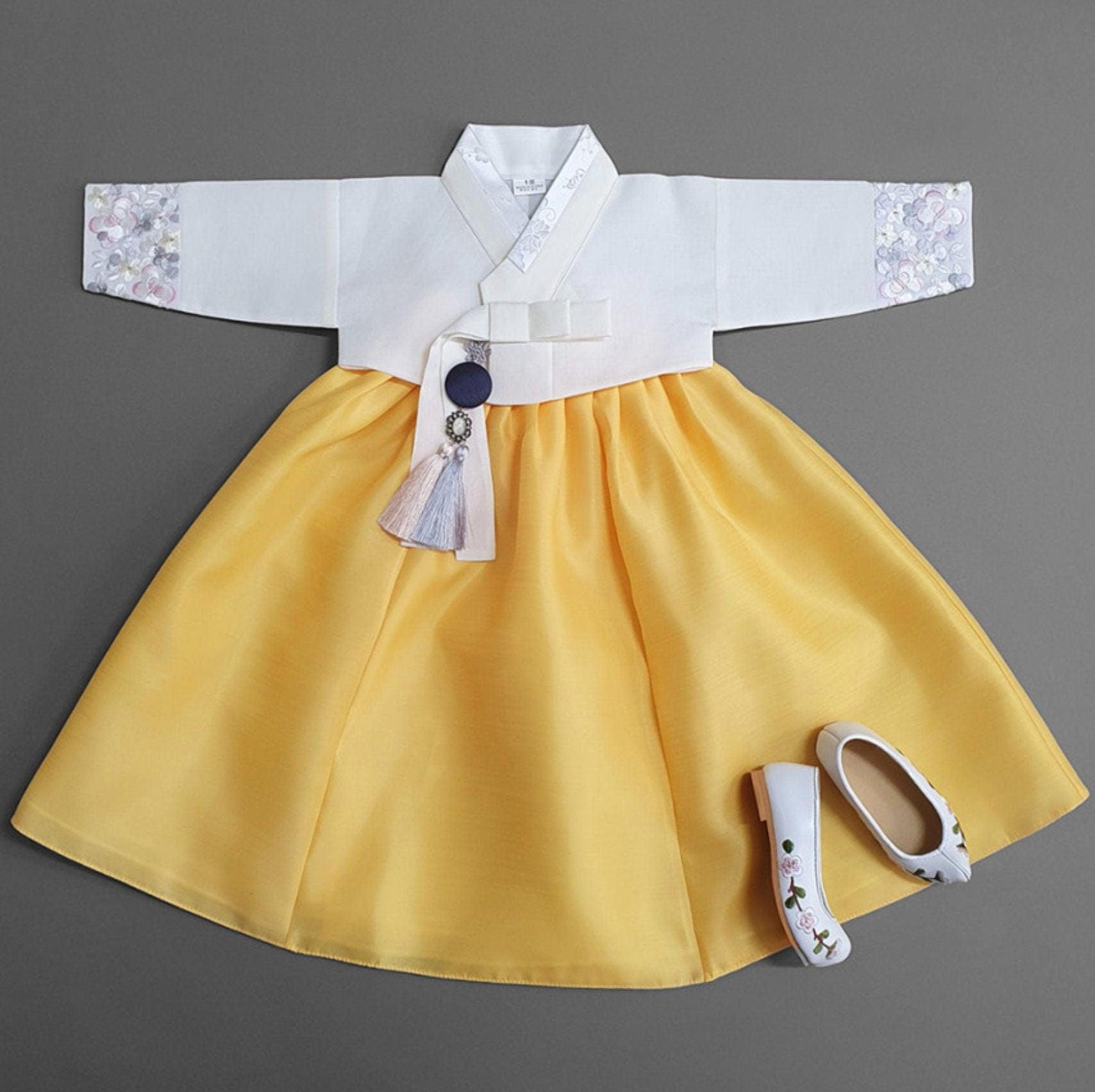 Hyeeu Yellow Girl Hanbok (100D-1YR) - Native Korean