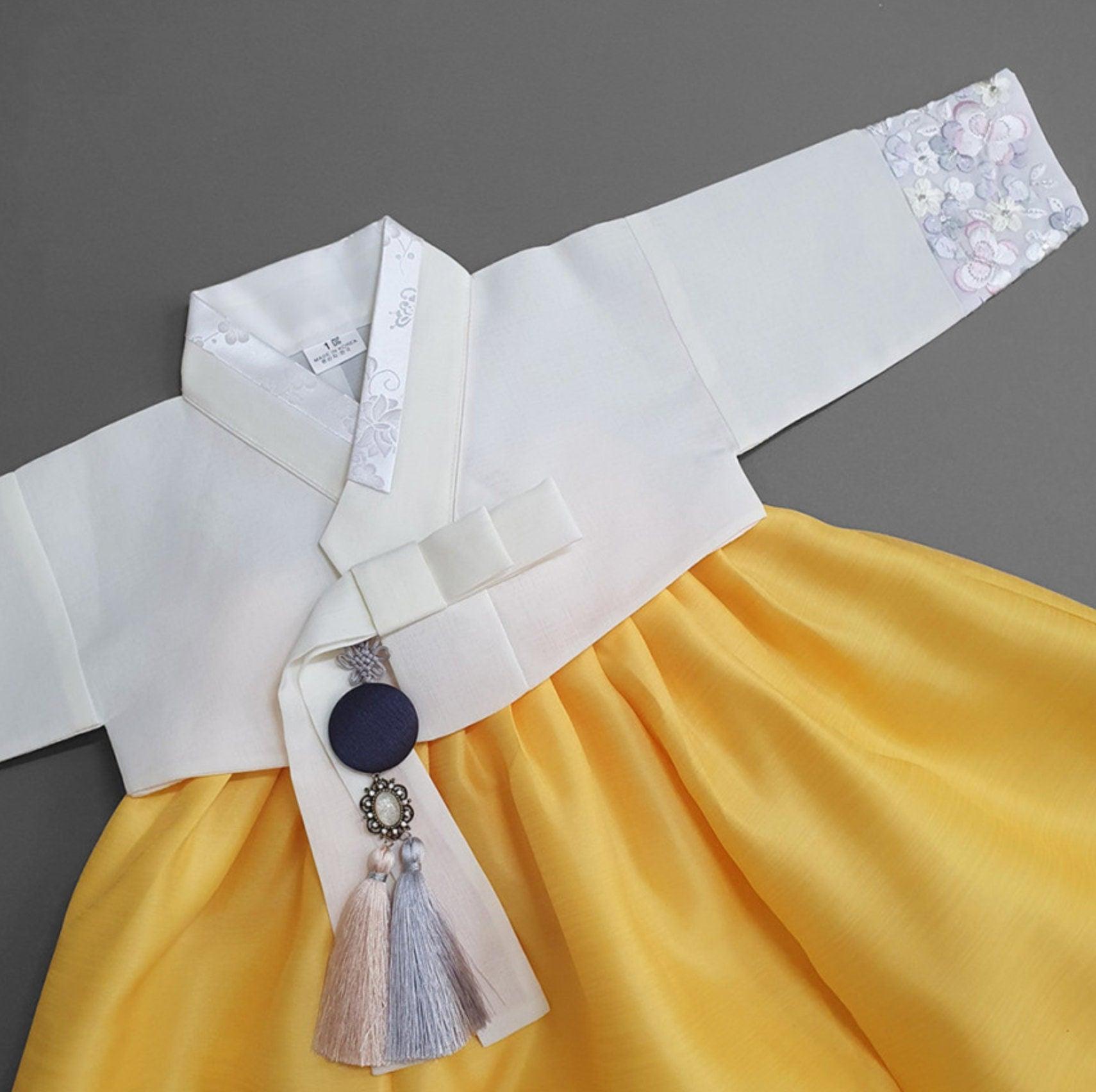 Hyeeu Yellow Girl Hanbok (100D-1YR) - Native Korean