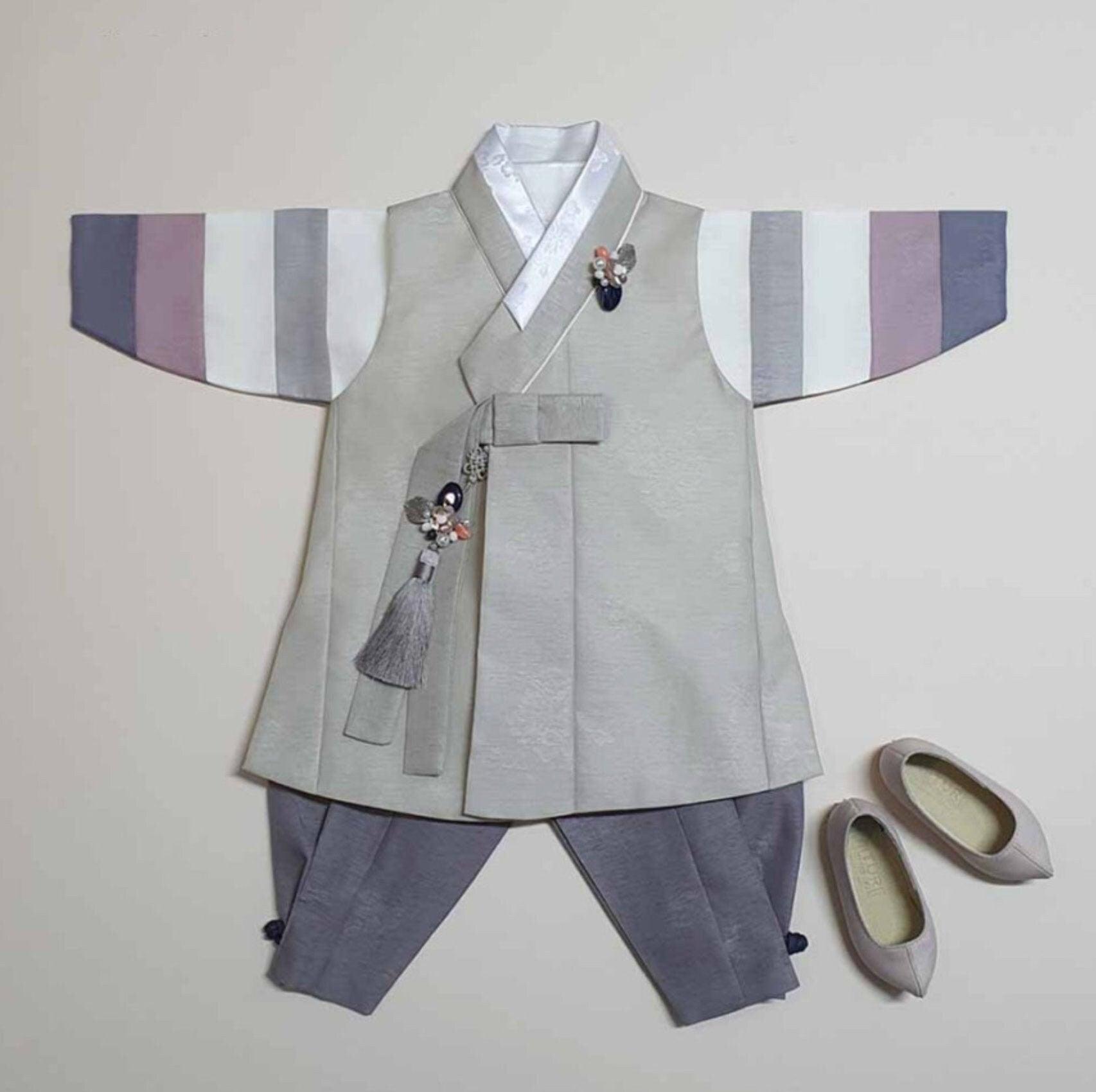 Hyogyung L.Khaki Boy Hanbok (100D-10YR) - Native Korean