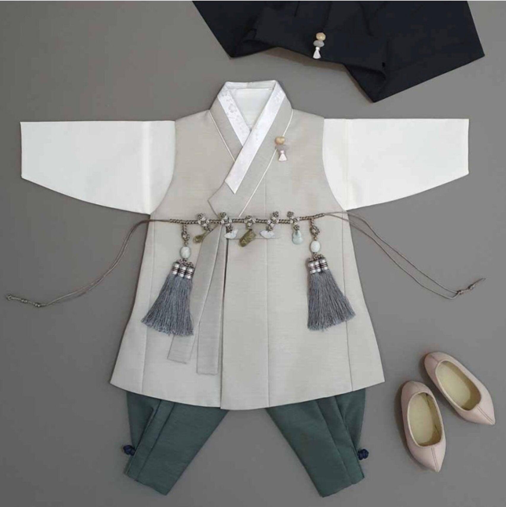 Hyogyung L.Khaki Boy Hanbok (100D-10YR) - Native Korean