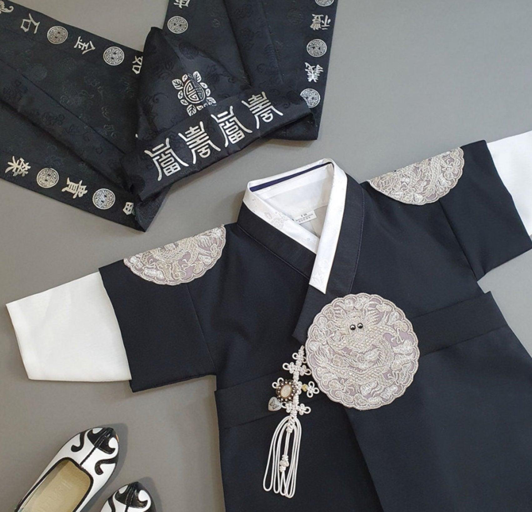 Hyungoon Gray Embroidery Black Boy Hanbok (100D-10YR) - Native Korean