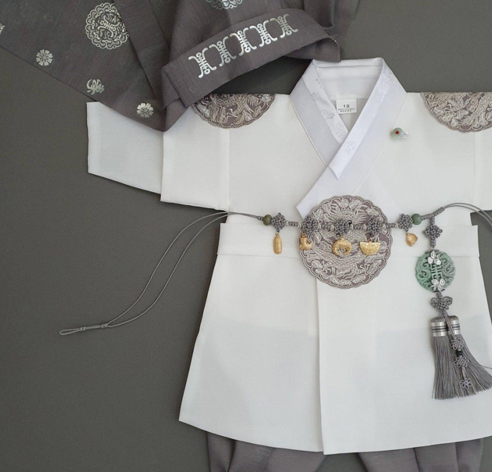 Hyungoon Gray Embroidery White Boy Hanbok (100D-10YR) - Native Korean