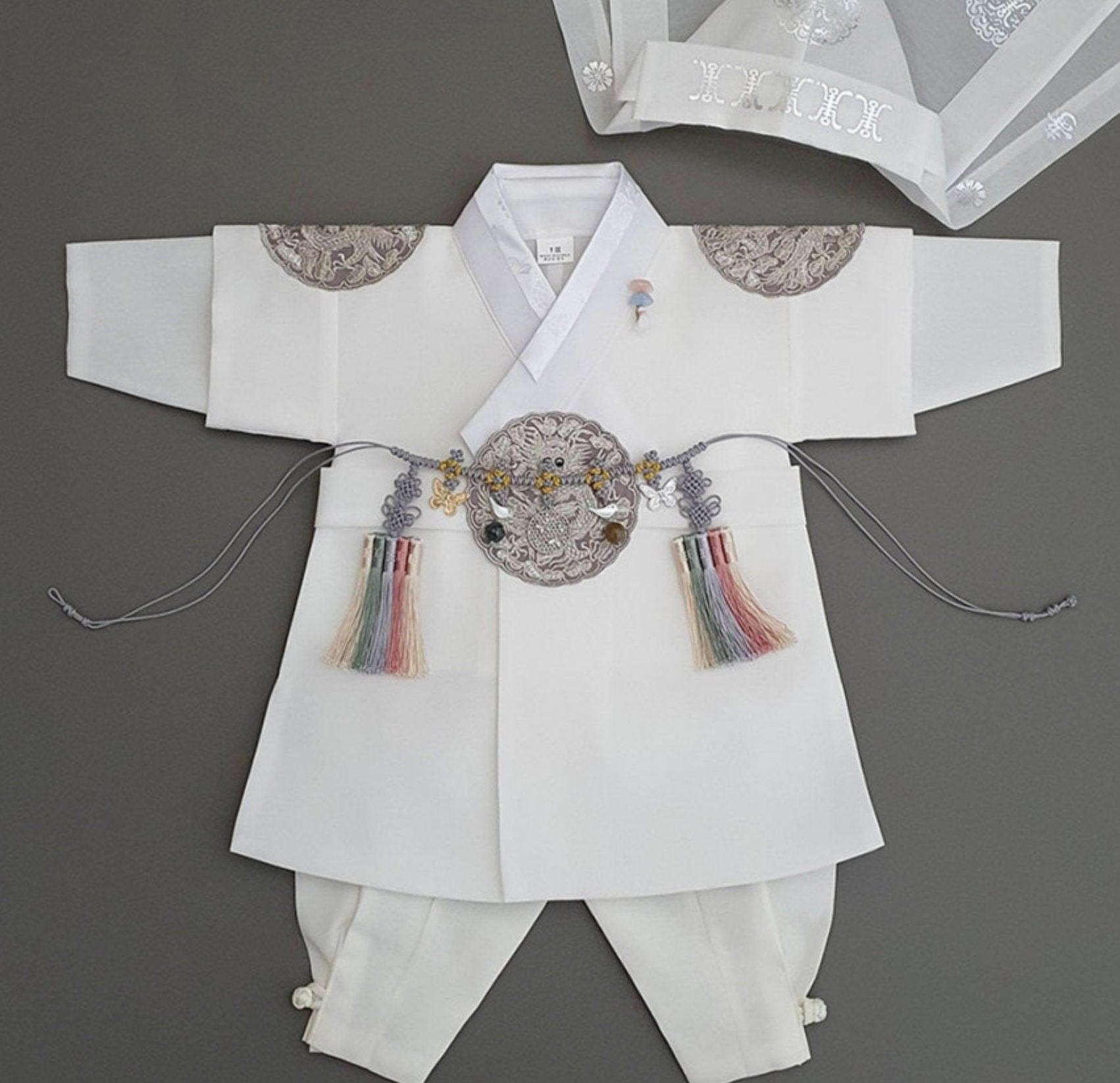 Hyungoon Gray Embroidery White Boy Hanbok (100D-10YR) - Native Korean