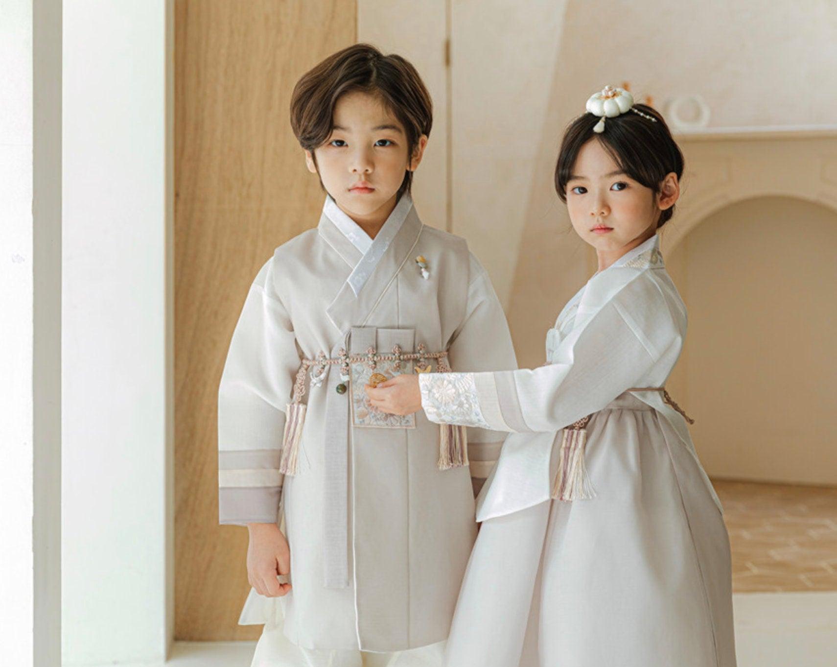 Hyunji Dangeui Beige Skirt Girl Hanbok (100D-15YR) - Native Korean