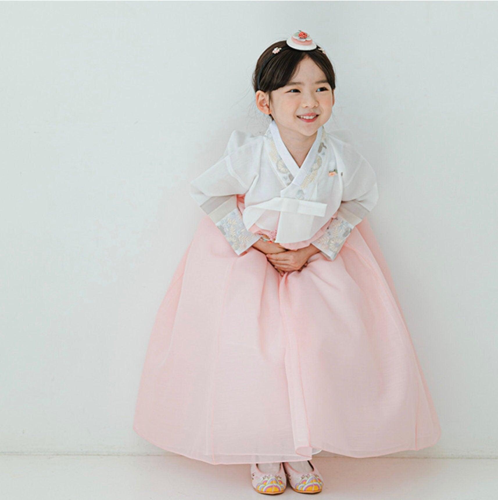 Hyunji Peach Girl Hanbok (100D-15YR) - Native Korean