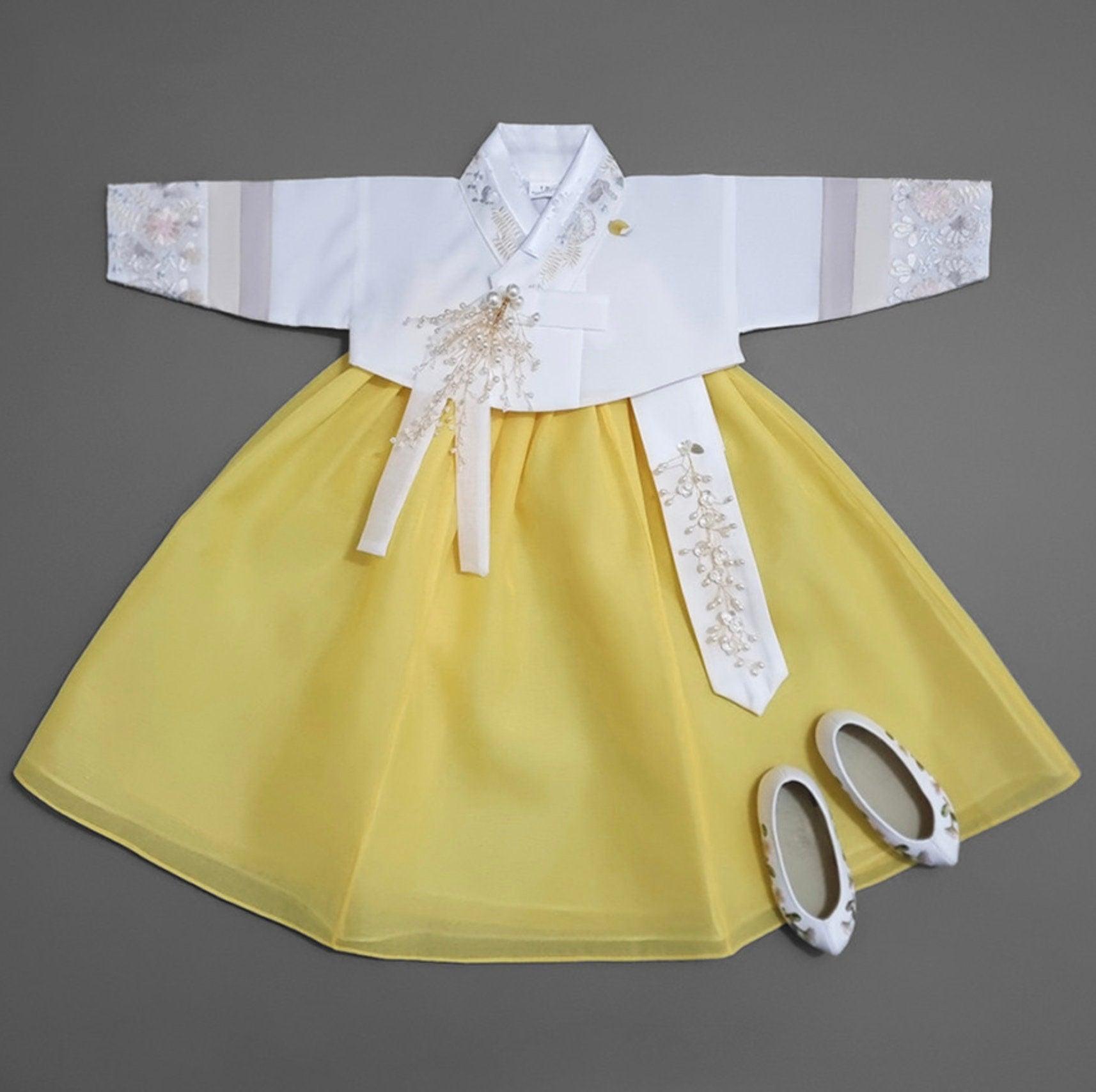 Hyunji Yellow Girl Hanbok (100D-15YR) - Native Korean