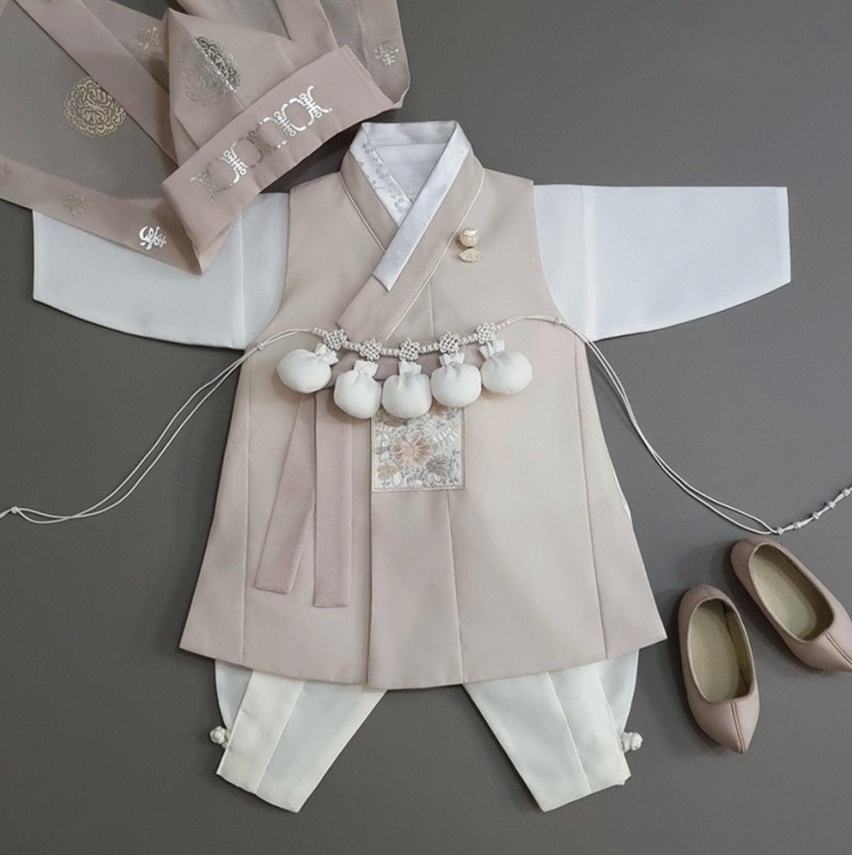 Hyunsoo Beige Solid Boy Hanbok (100D-15YR) - Native Korean