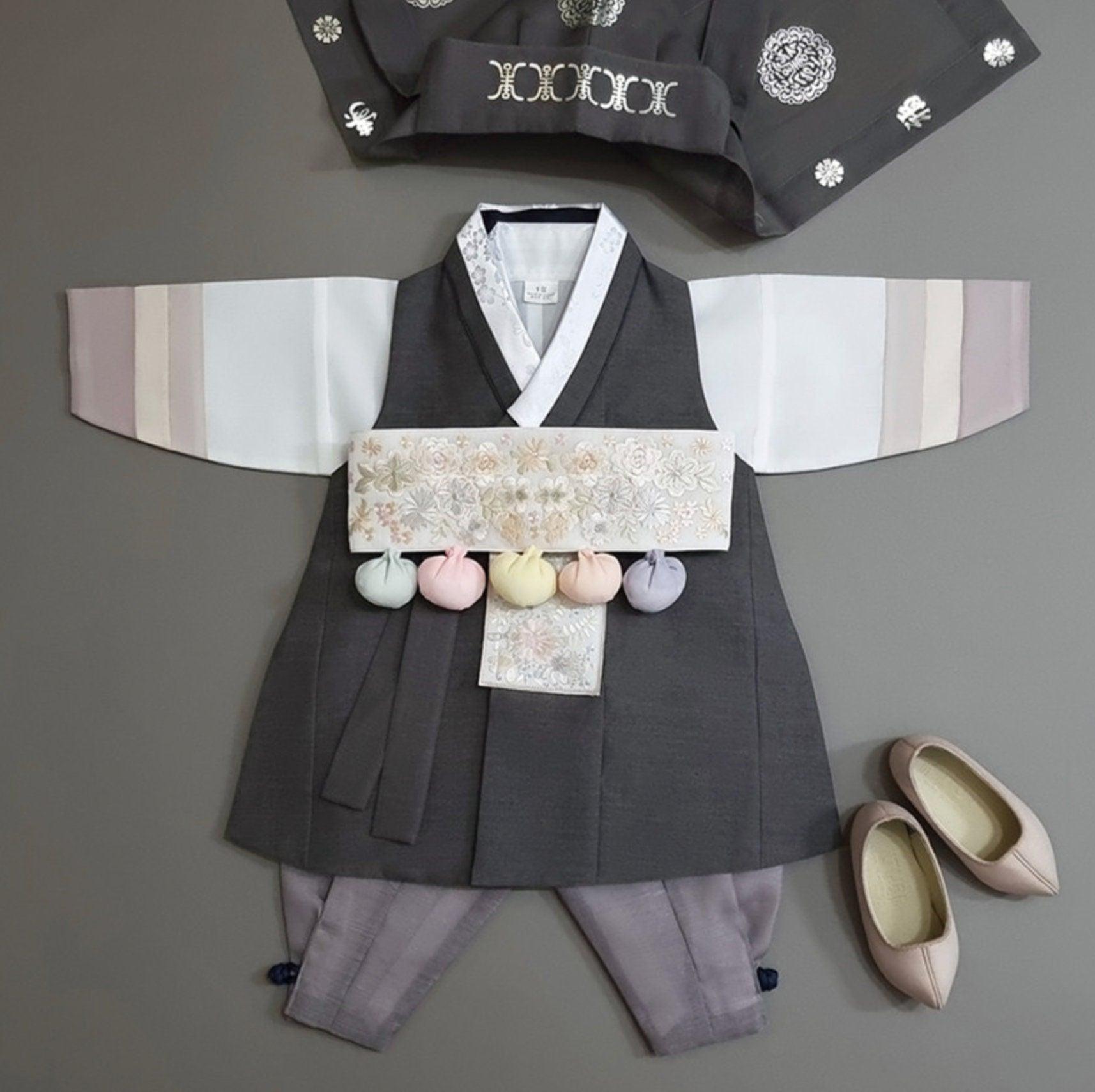 Hyunsoo Gray Stripe Boy Hanbok (100D-10YR) - Native Korean