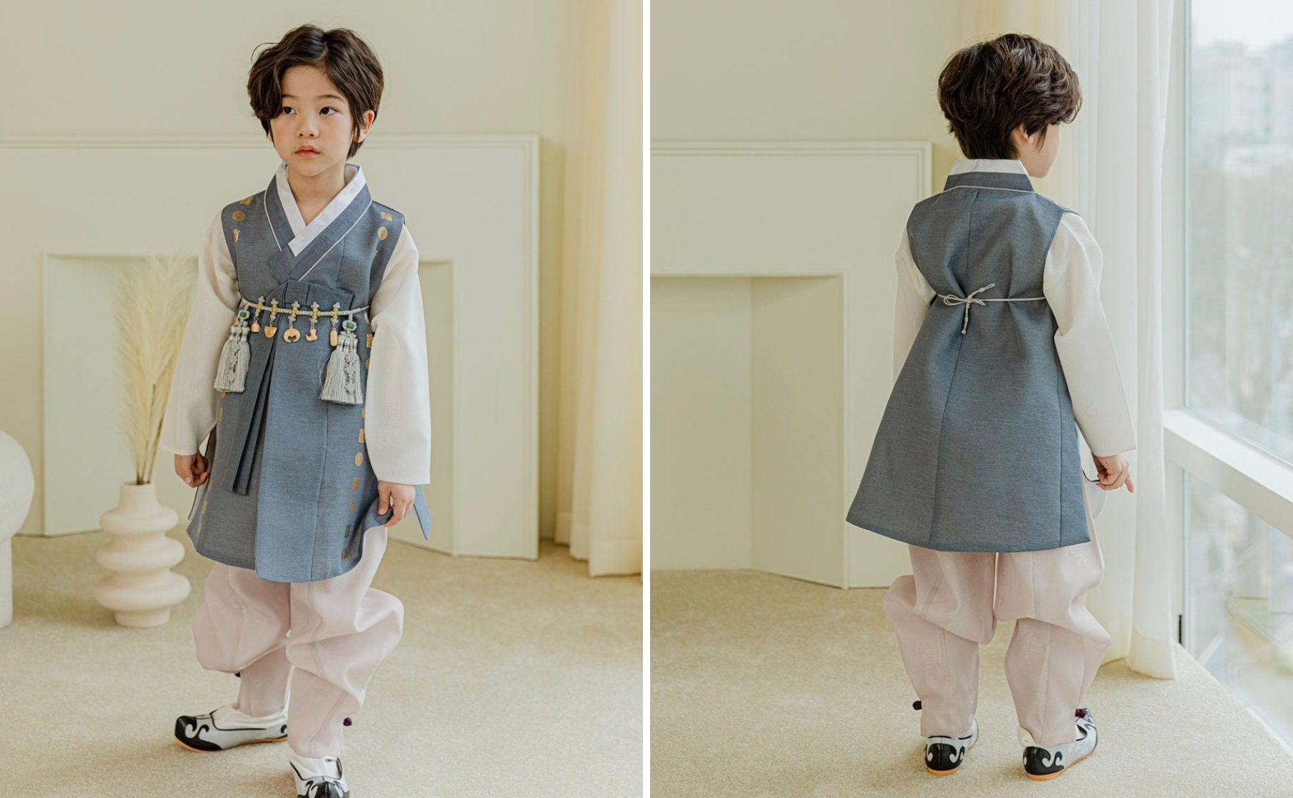 Hyunwoo Charcoal-gray Boy Hanbok (100D-12YR) - Native Korean