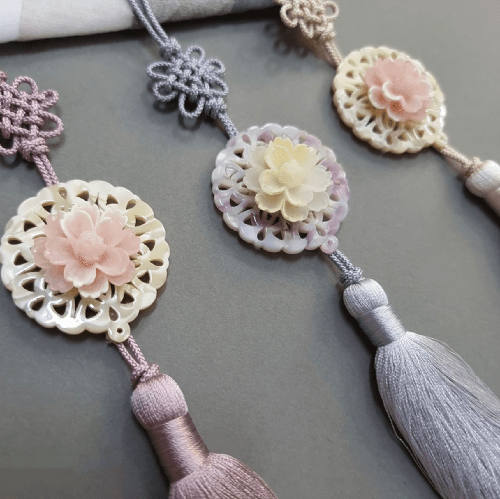Jade Floral Tassel Norigae - Native Korean
