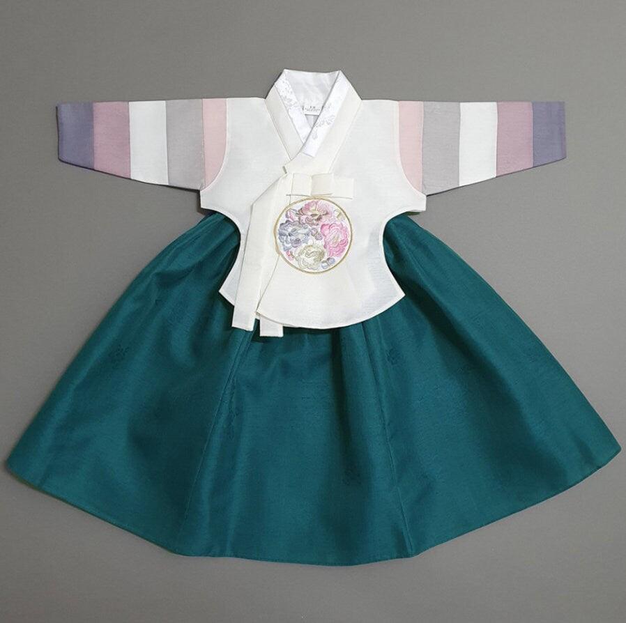 Jinkyoung Dangui Green Girl Hanbok (100D-15YR) - Native Korean