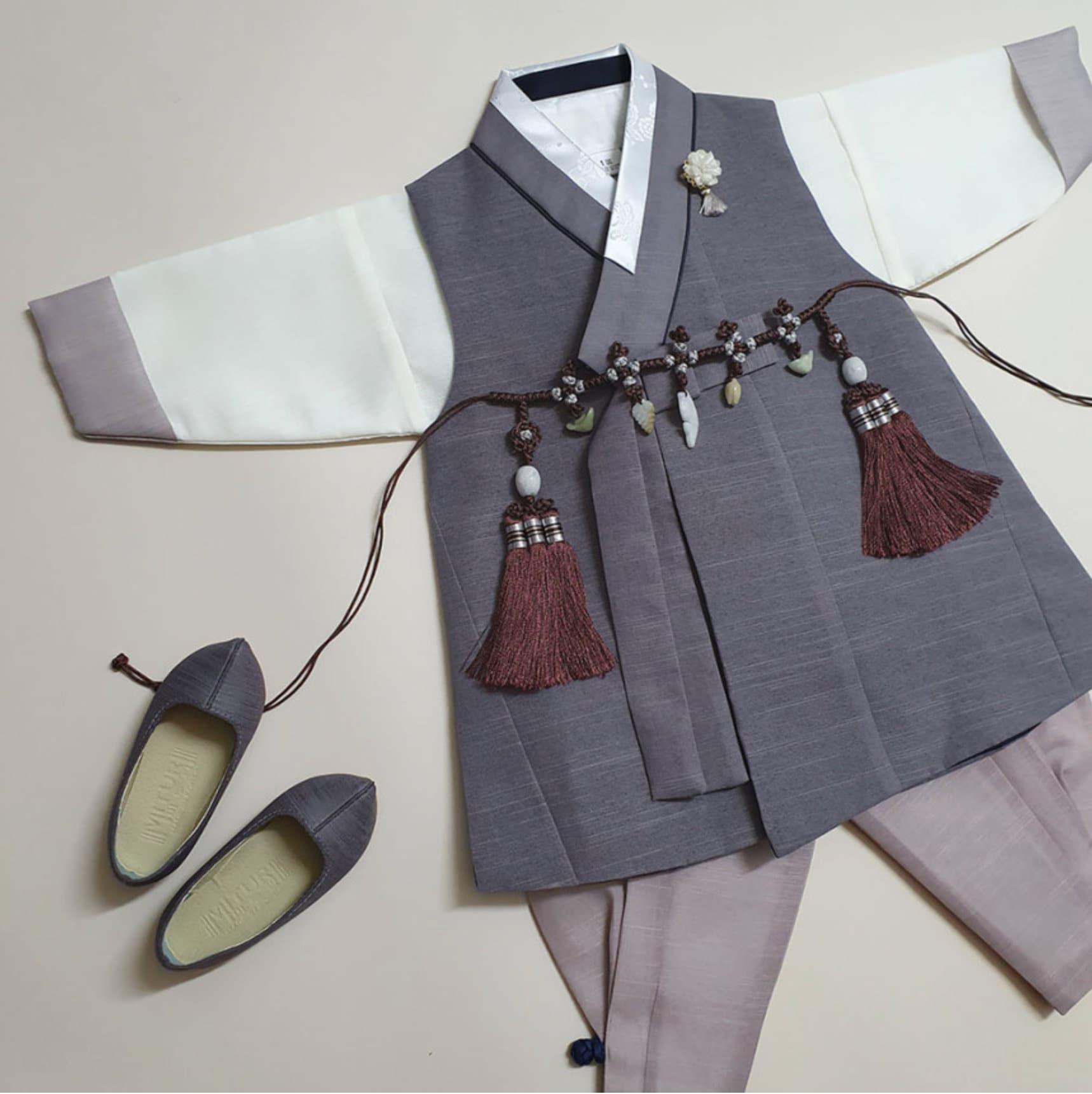 Jungmin Gray Boy Hanbok (100D-10YR) - Native Korean