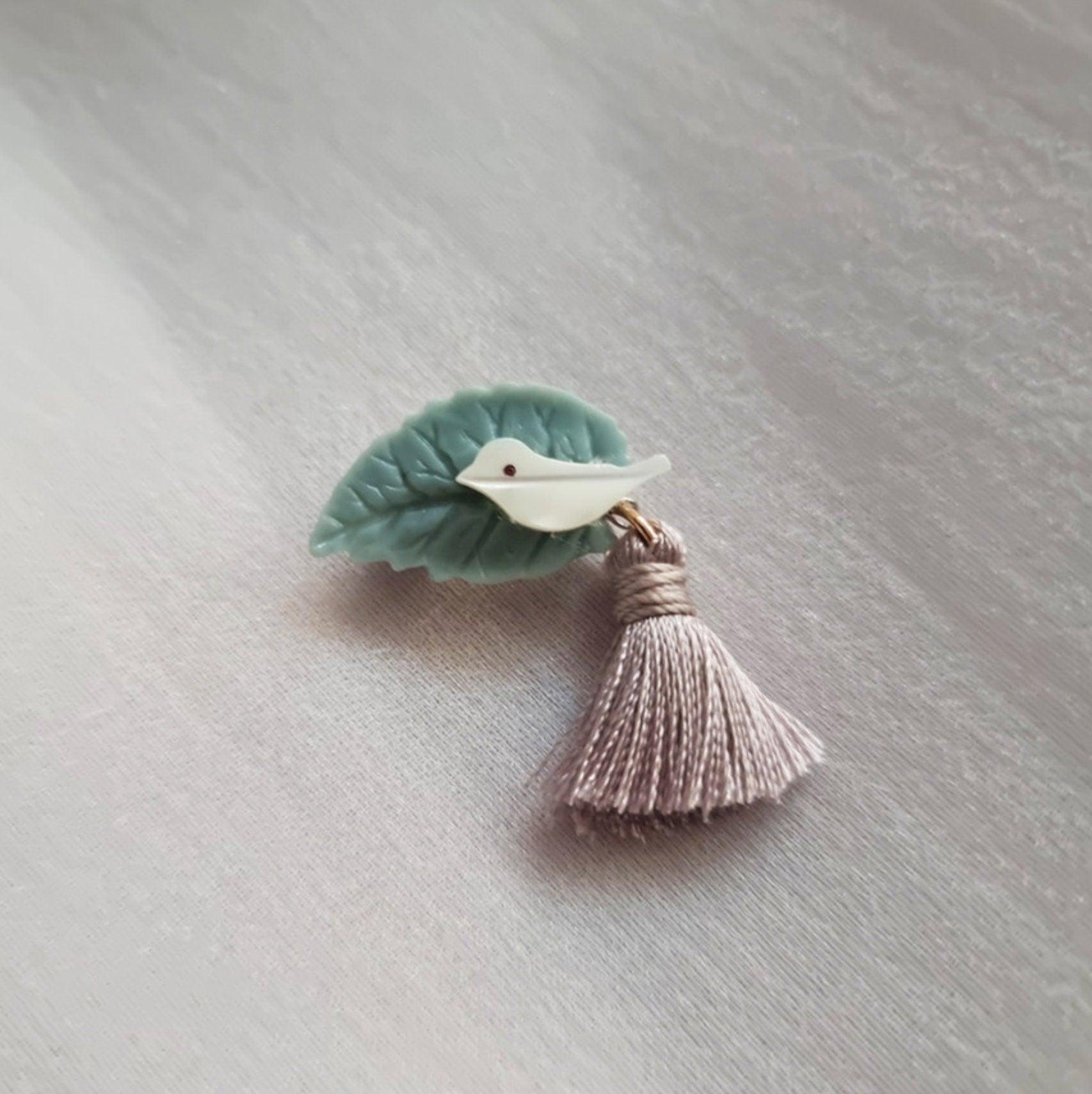 Leaf Bird Tassel Brooch - Native Korean