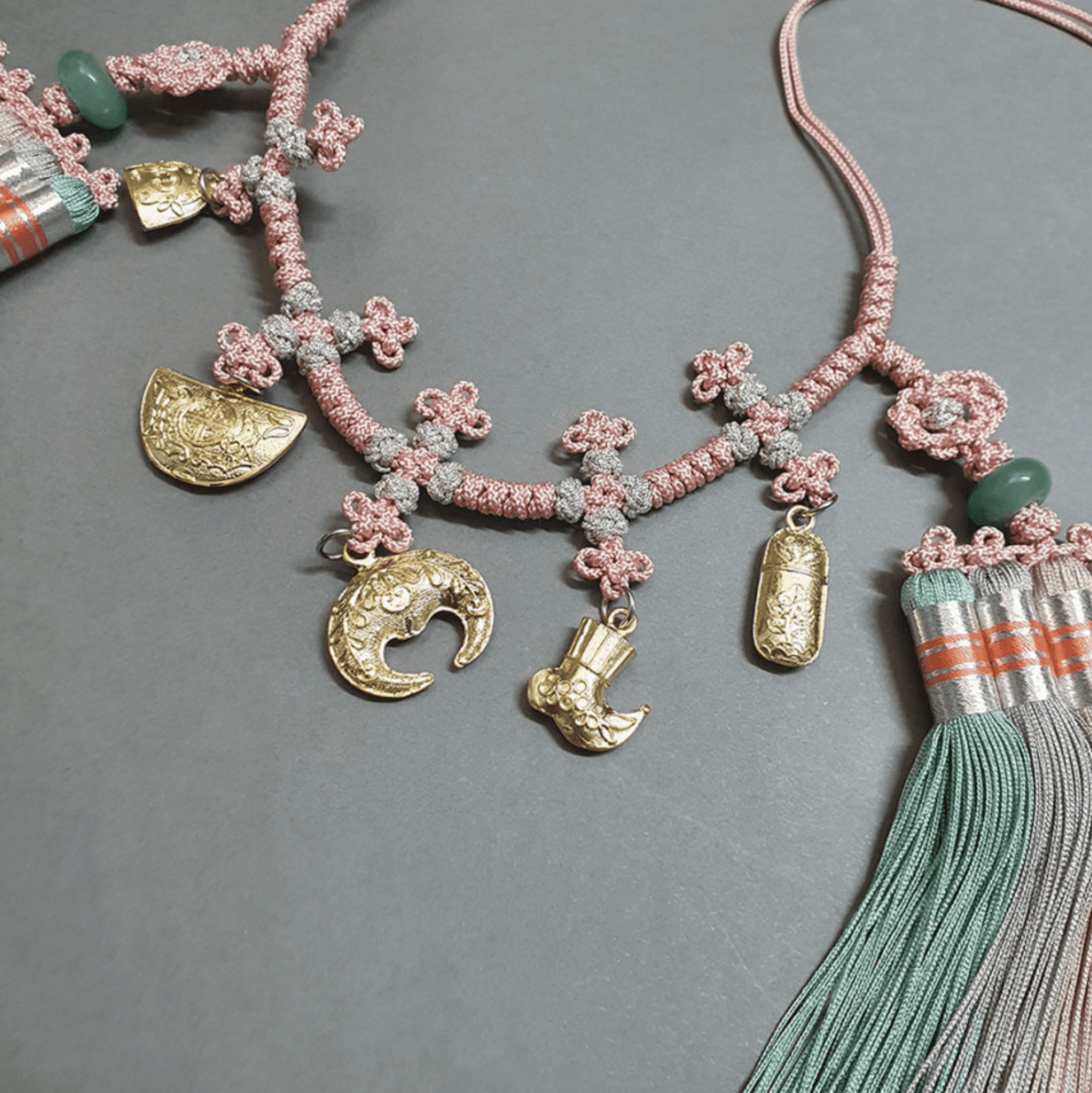 Luxury Gold Ornaments Tassel Belt - Native Korean