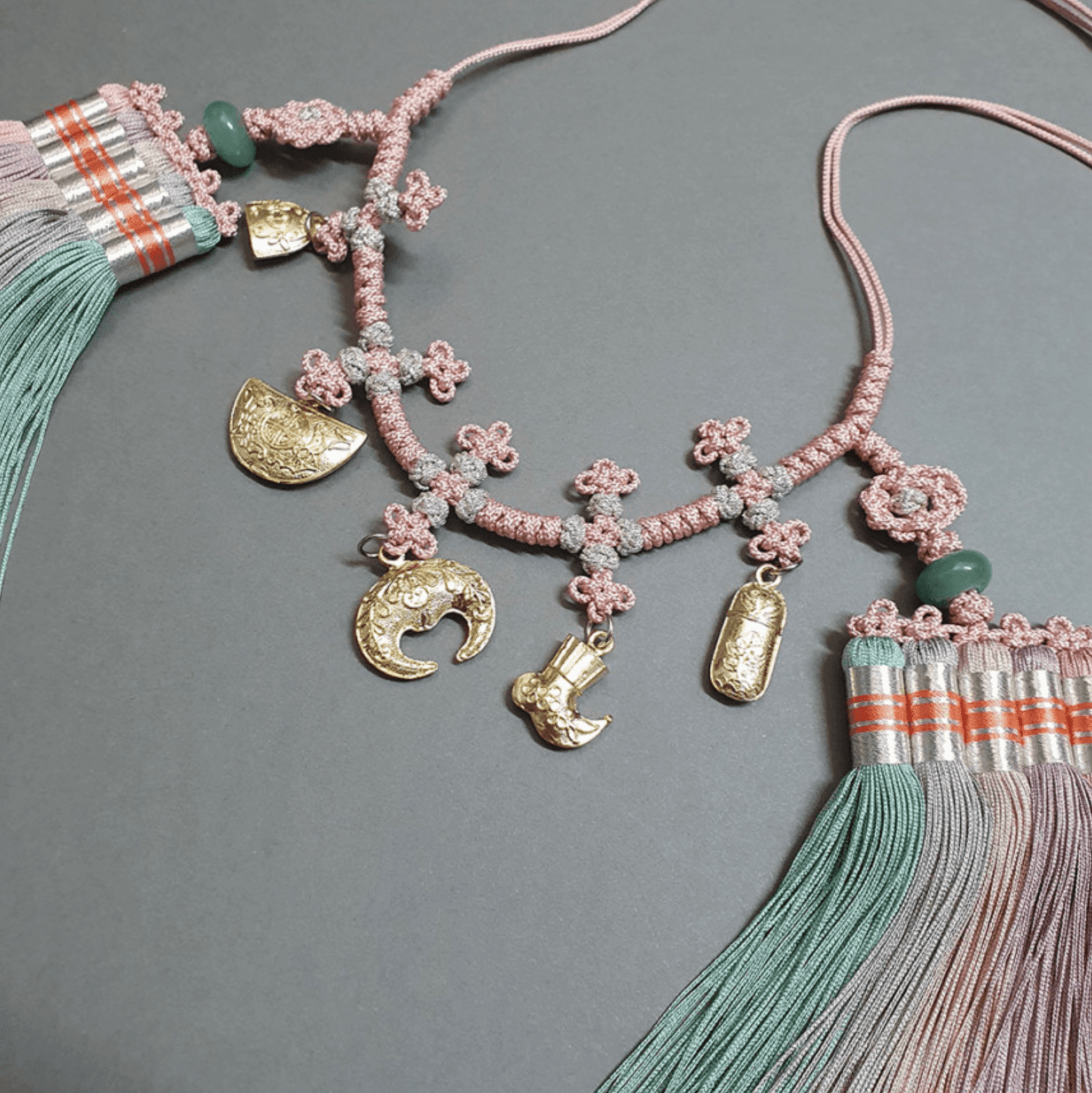 Luxury Gold Ornaments Tassel Belt - Native Korean