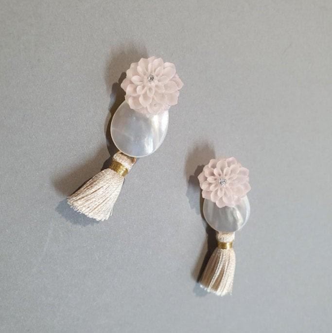 Mauve Flower Brooch - Native Korean