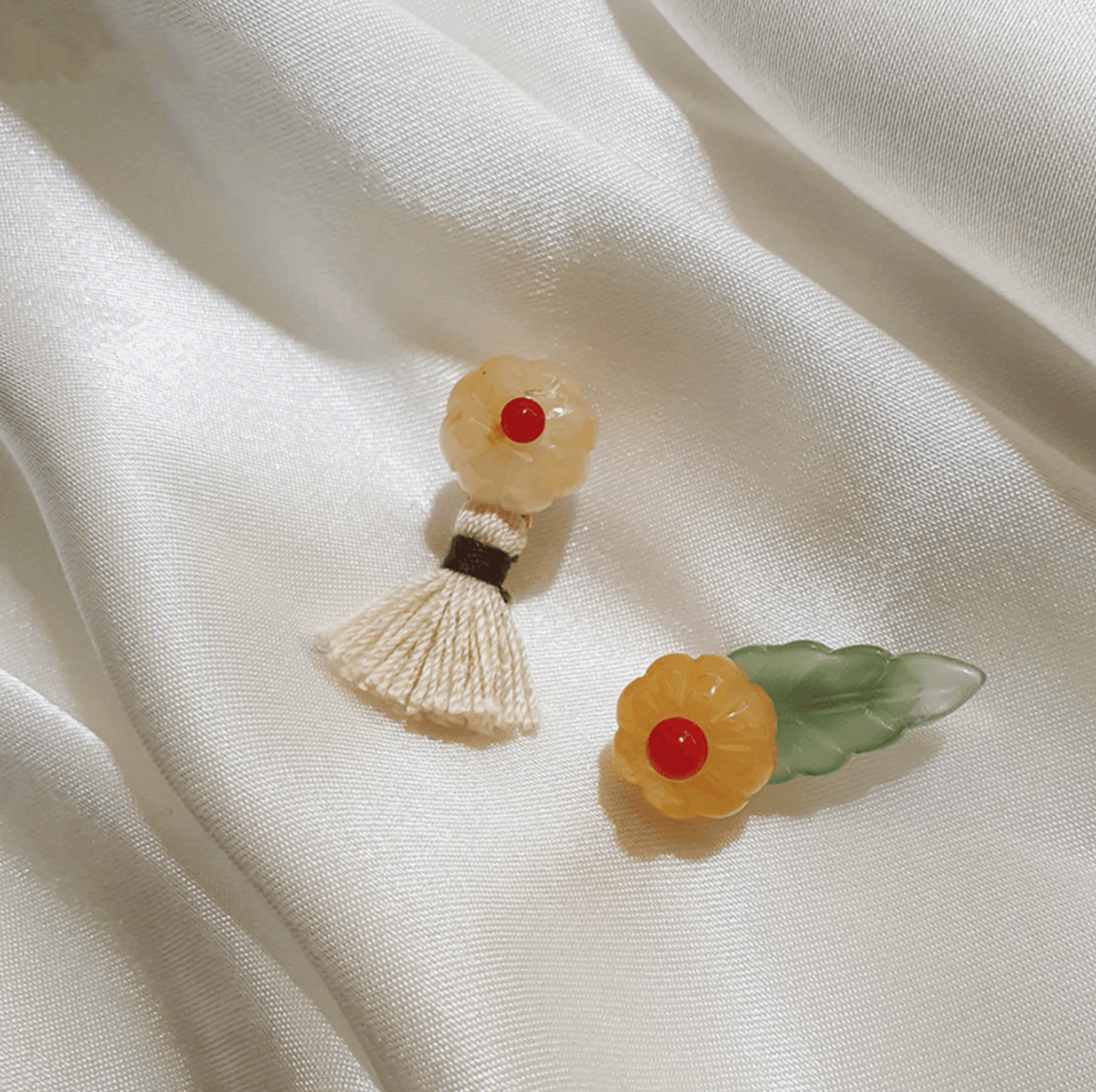 Mini Pumpkin Brooch - Native Korean