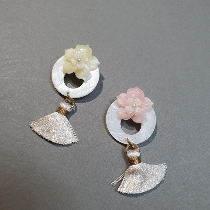 Moon Tassel Brooch - Native Korean