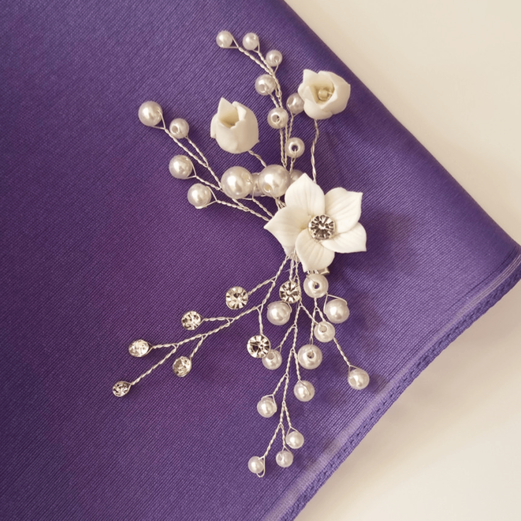 Pearl Buds Flower Brooch - Native Korean