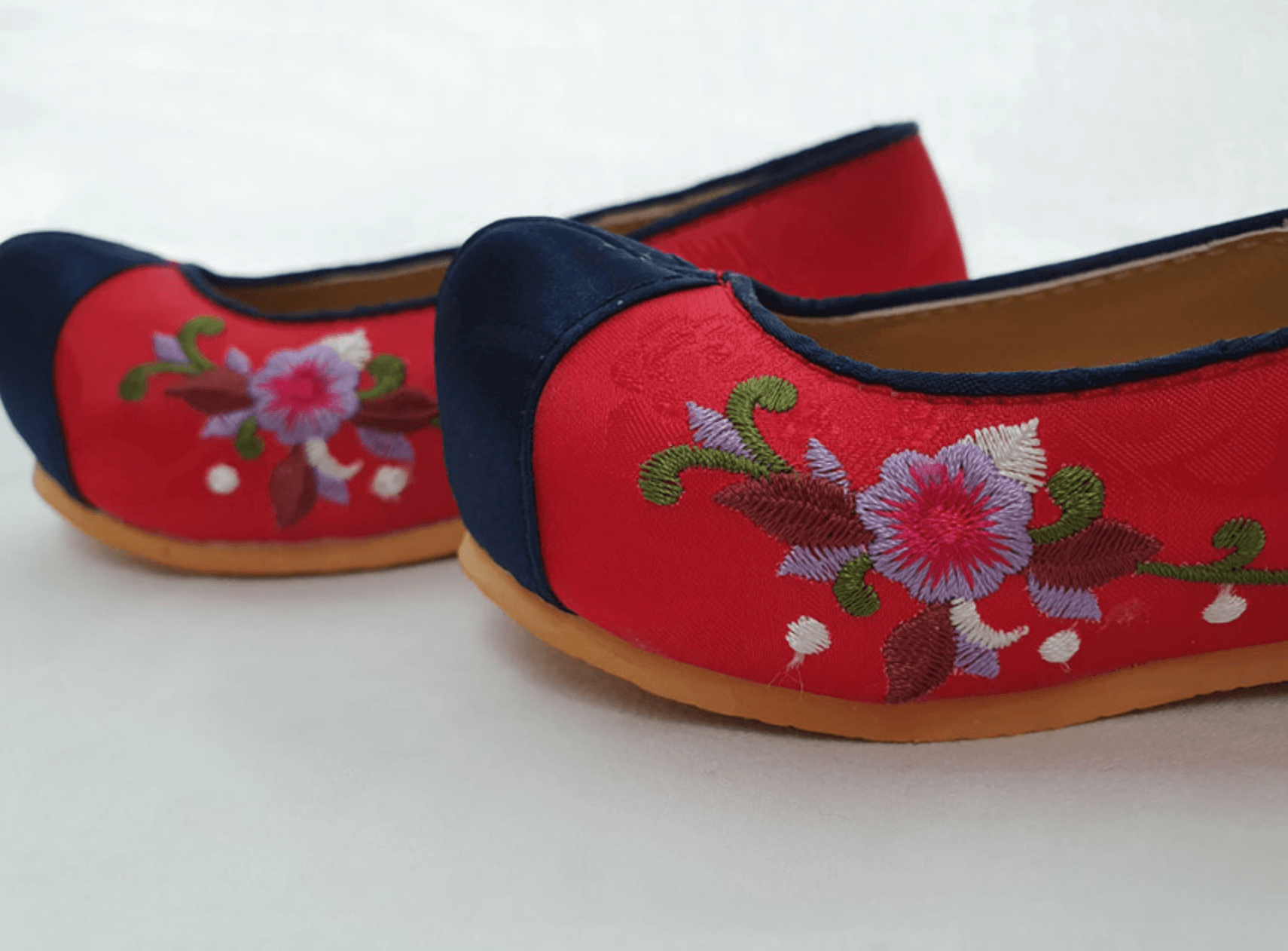 Red/Navy Floral Girl Hanbok Shoes (130~220mm) - Native Korean