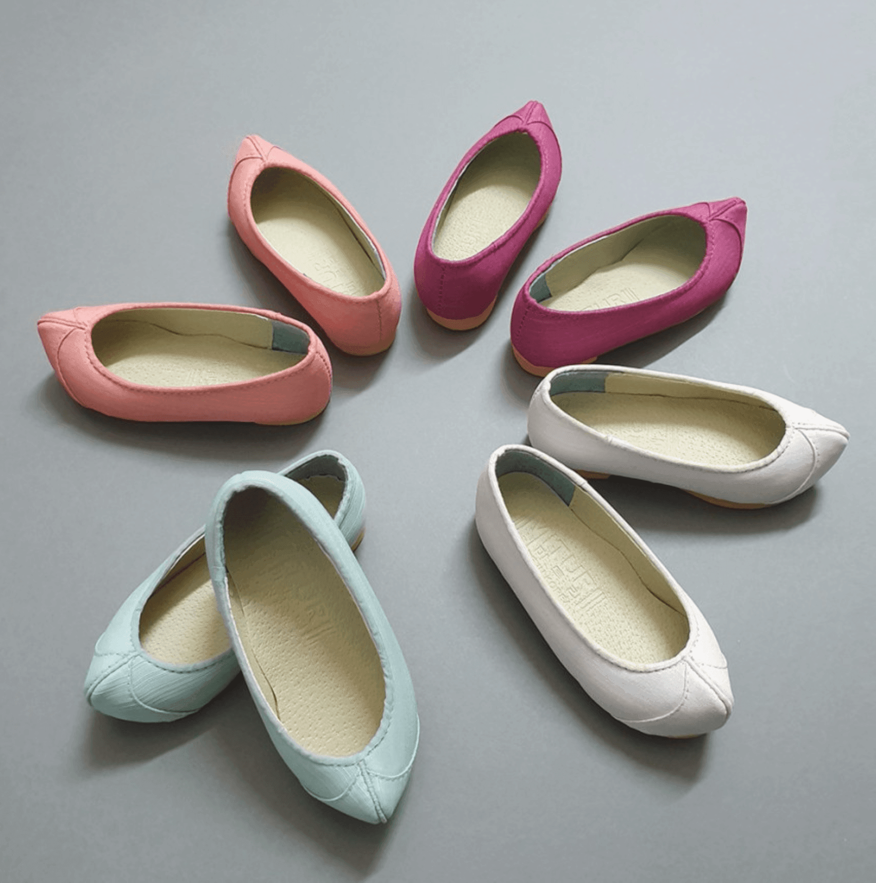 Stitched Solid Girl Hanbok Shoes (130~140mm) - Native Korean
