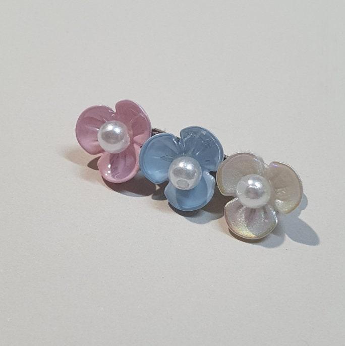 Trio Flower Brooch - Native Korean