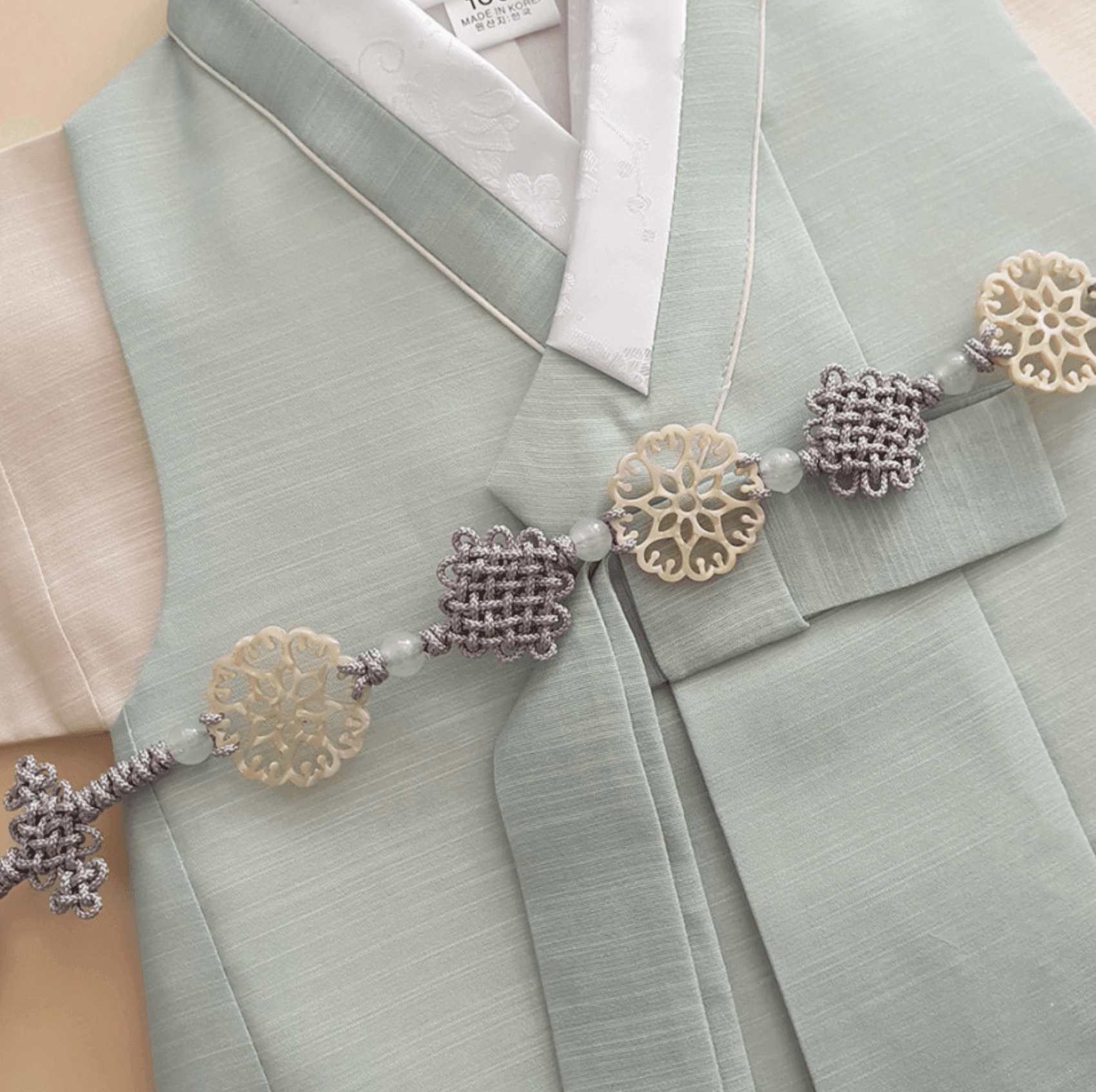Trio Jade Knot Belt - Native Korean
