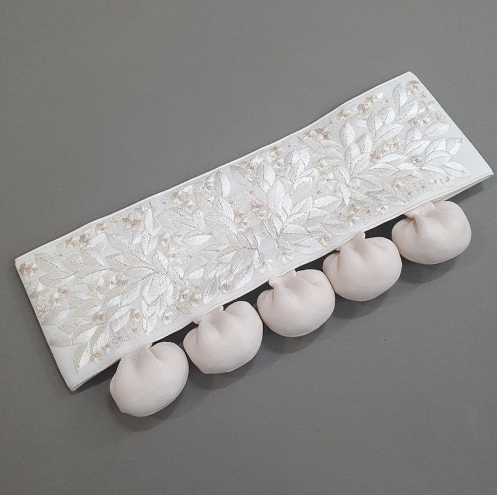 White Bell Cushion Belt - Native Korean