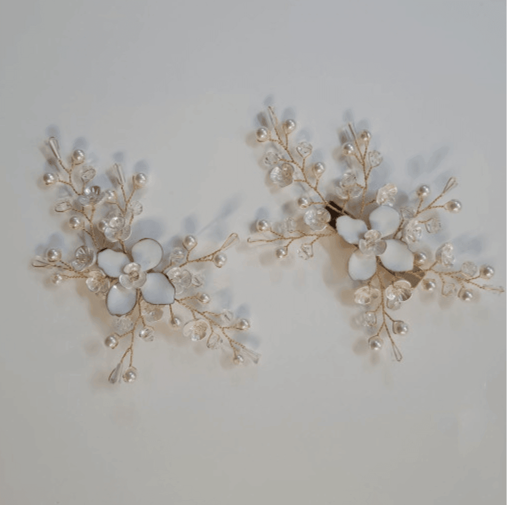 White Flower Brooch - Native Korean