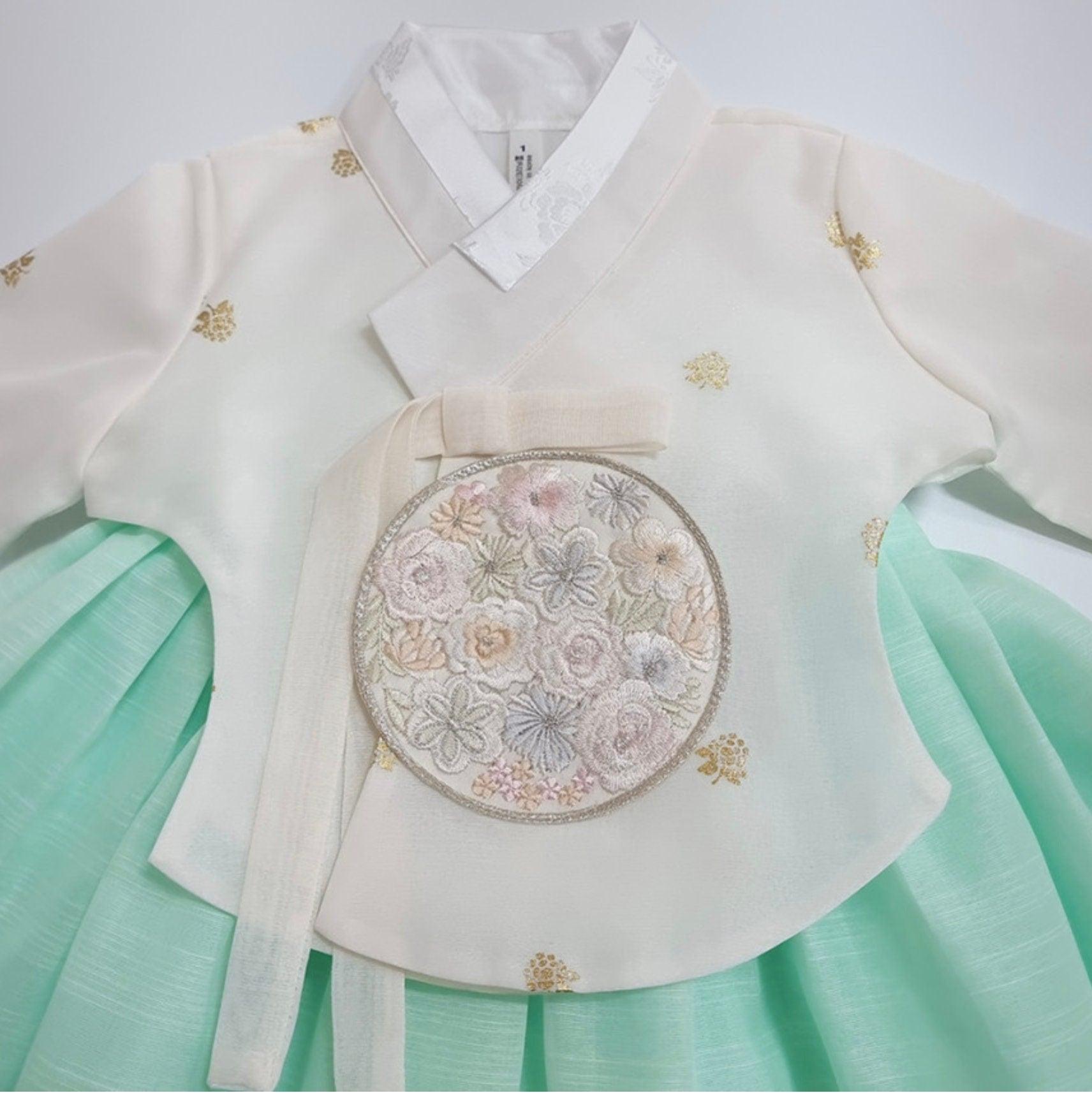 Yebon Gold Foil Mint Girl Hanbok (100D-12YR) - Native Korean