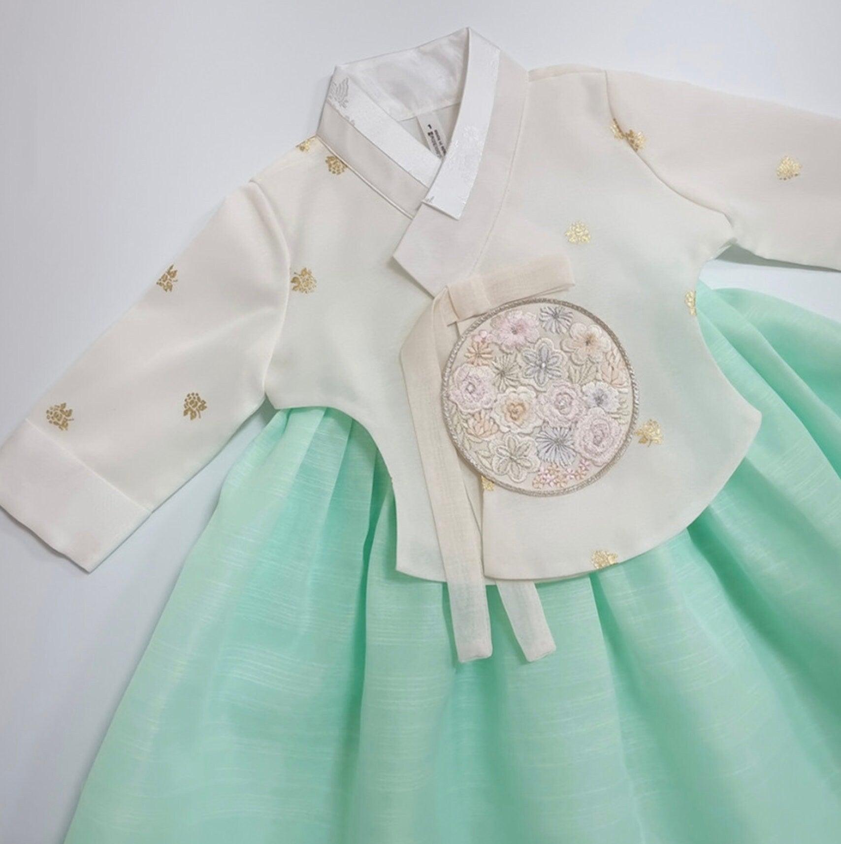 Yebon Gold Foil Mint Girl Hanbok (100D-12YR) - Native Korean