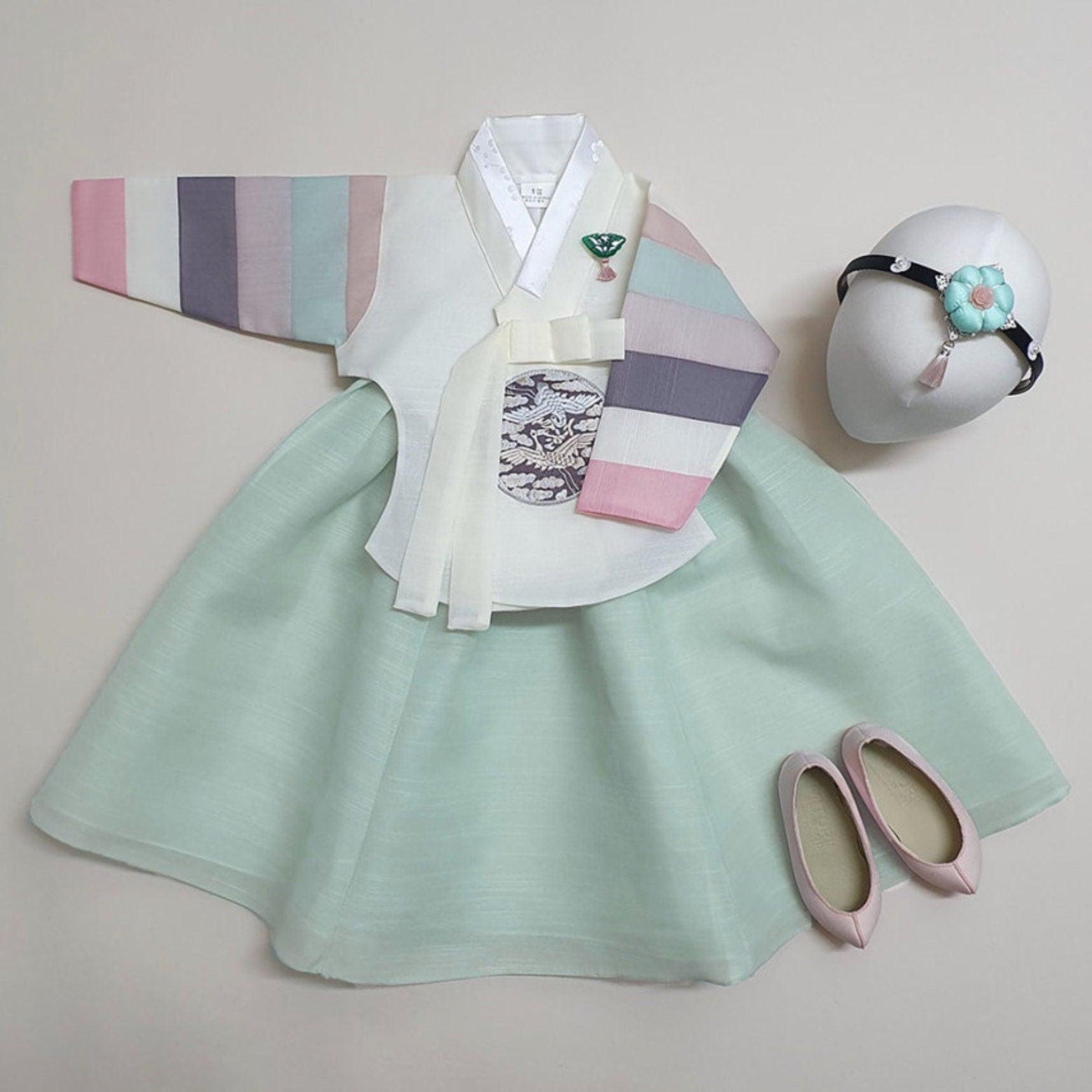 Yedong Dangui Mint Girl Hanbok (100D-15YR) - Native Korean