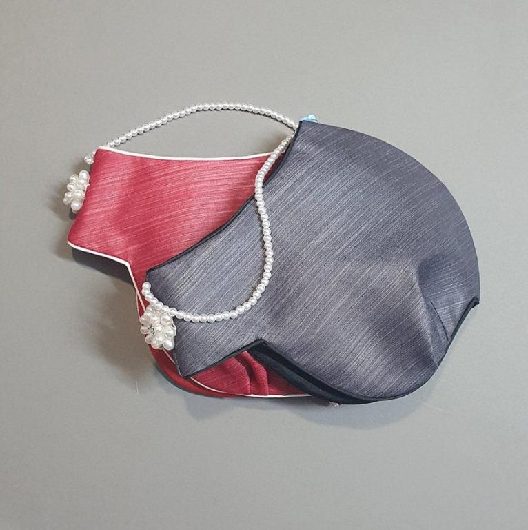 Yejin Beads Jobawi (2 colors - XS, S) - Native Korean