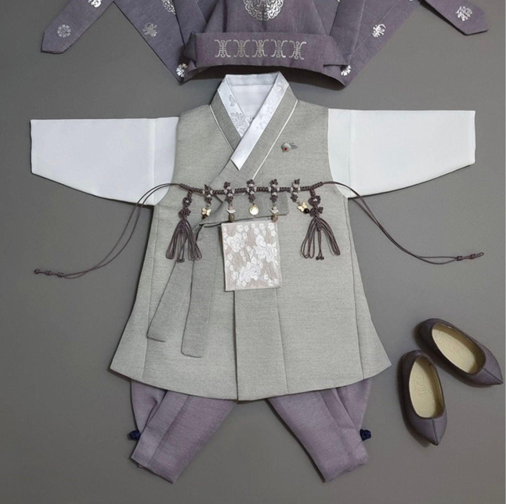 Yusin Khaki Solid Boy Hanbok (100D-15YR) - Native Korean