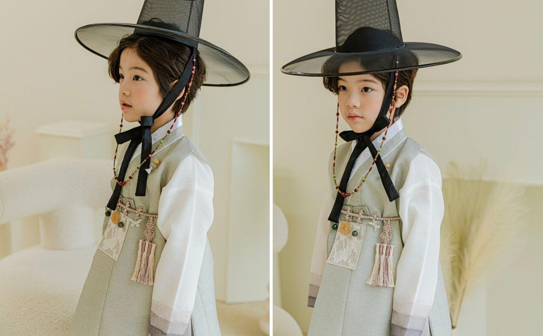 Yusin Khaki Stripe Boy Hanbok (100D-15YR) - Native Korean